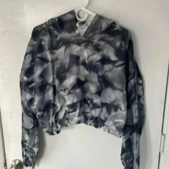 Lululemon la all yours bubble hem hoodie - Picture 4 of 8